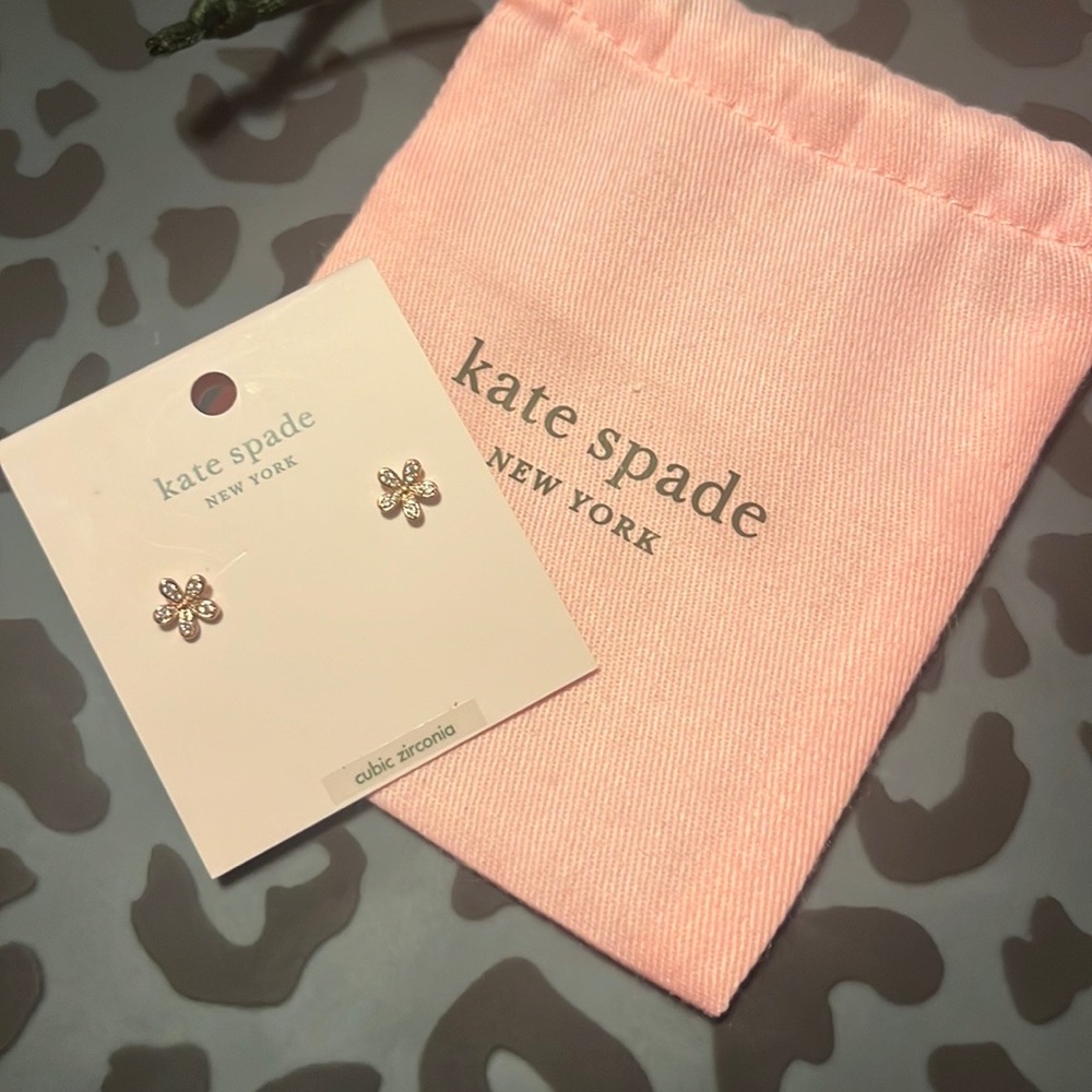 NWT Kate Spade Flower Studs ‘Gleaming Garden’
